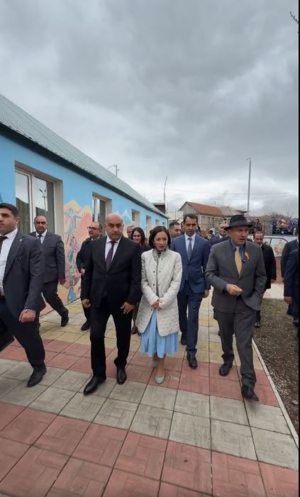 Վարչապետ Նիկոլ փաշինյանը ծանոթացել է ՀՏԶՀ պատվիրատվությամբ մարզերում կառուցված  վորքաութ հրապարակներին