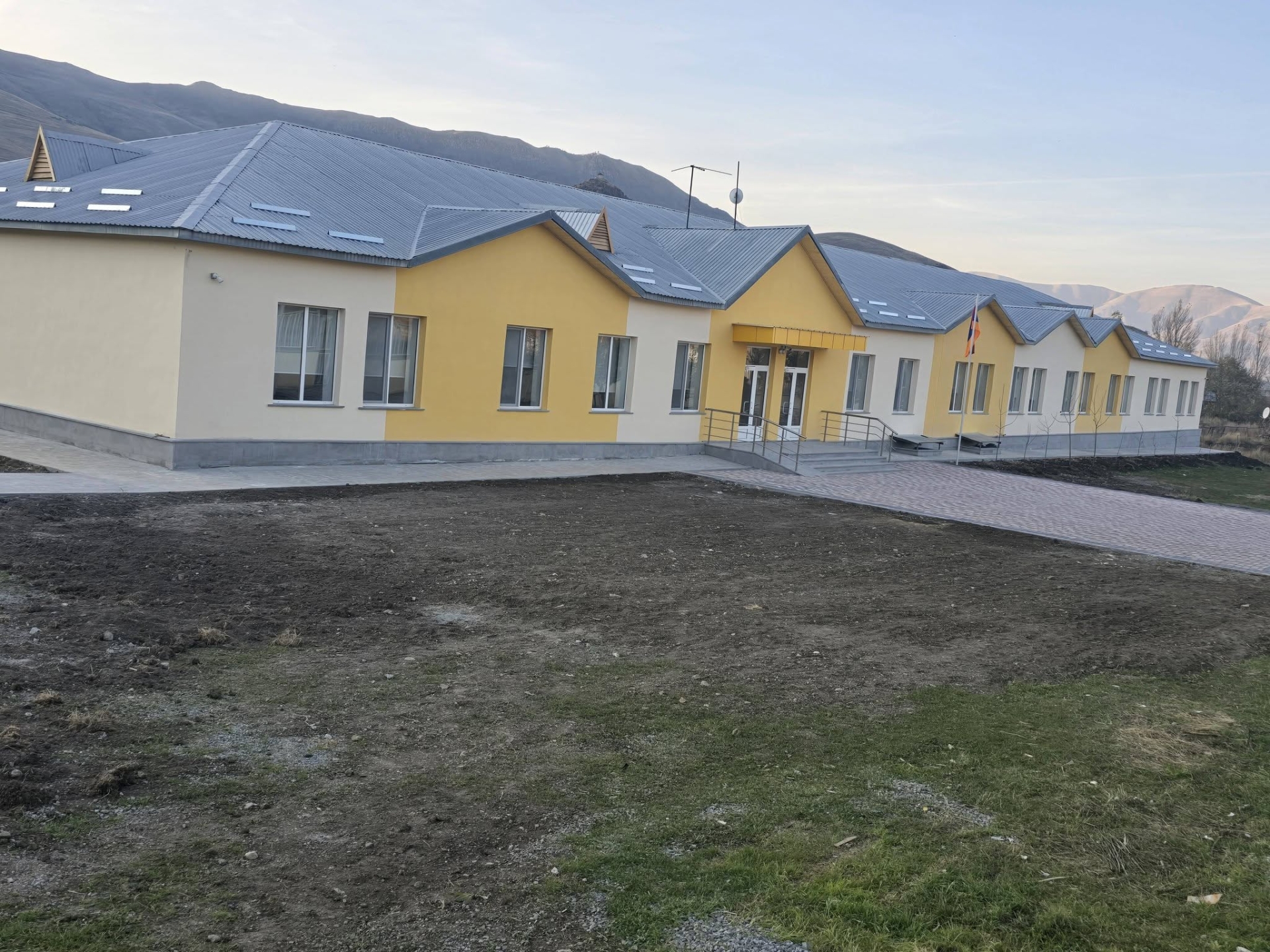 Լոռու մարզի Ծաղկաբերի դպրոցը վերանորգումից հետո պատրաստ է վերաբացման